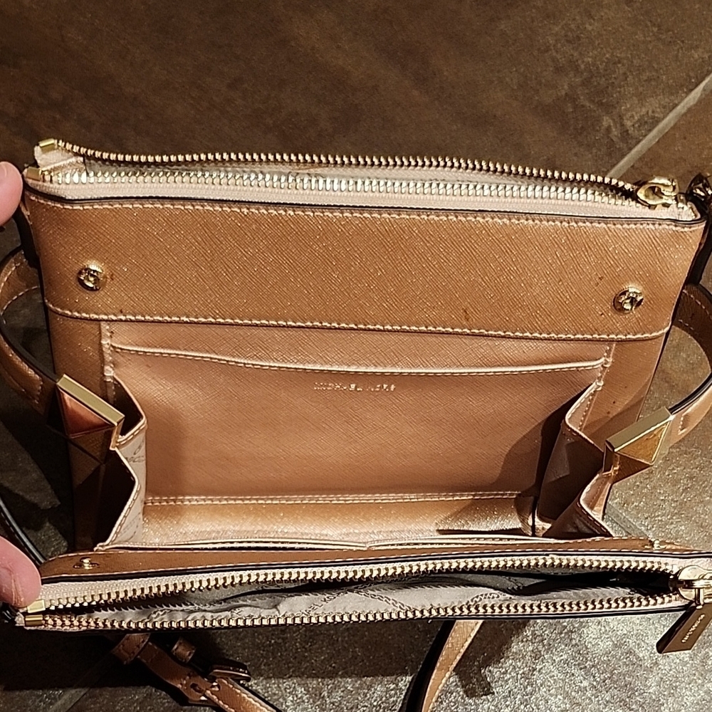 Michael Kors Rose Gold Crossbody Bag - Picture 3 of 5